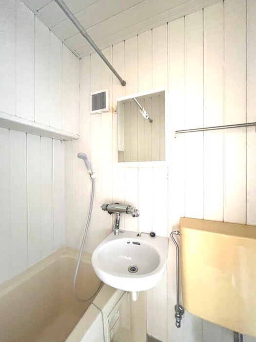 物件内観写真11　(洗面)