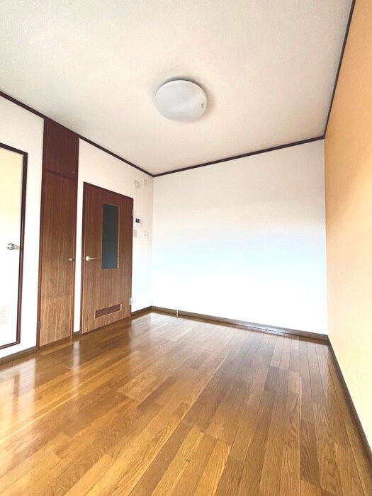 物件内観写真18　(居室)