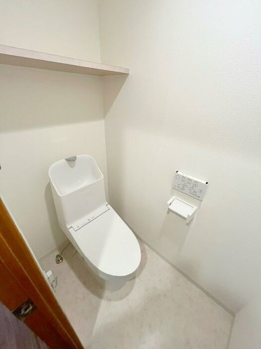 物件内観写真9　(トイレ)