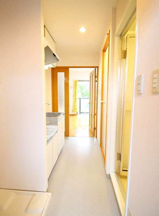物件内観写真19　(廊下)