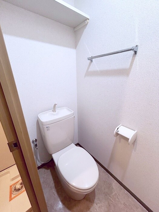 物件内観写真10　(トイレ)