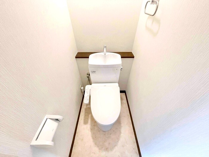 物件内観写真14　(トイレ)