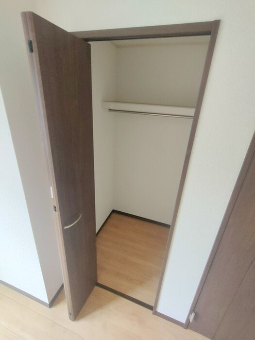 物件内観写真10　(収納)