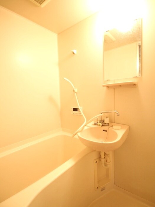 物件内観写真12　(バス／シャワールーム等)