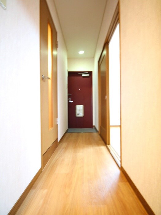 物件内観写真21　(廊下)