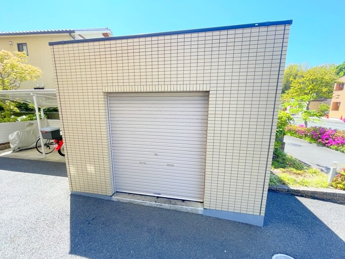 物件外観写真6　(建物設備)