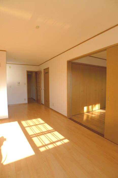 物件内観写真7　(居室)