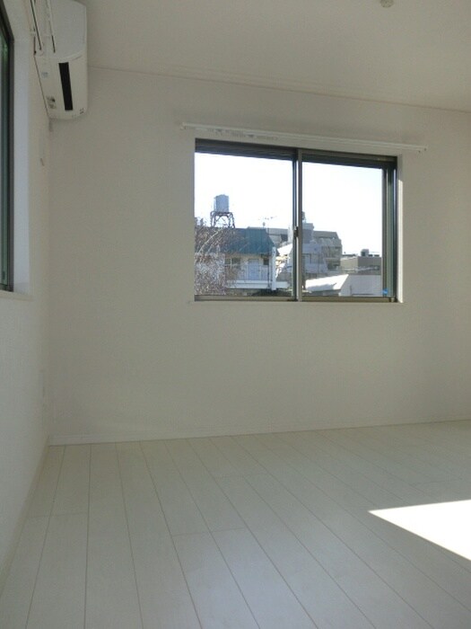 物件内観写真5　(居室)