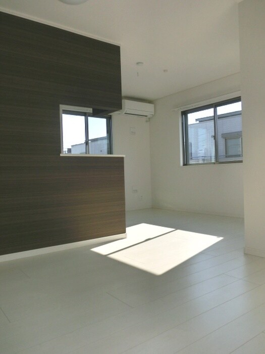 物件内観写真6　(居室)