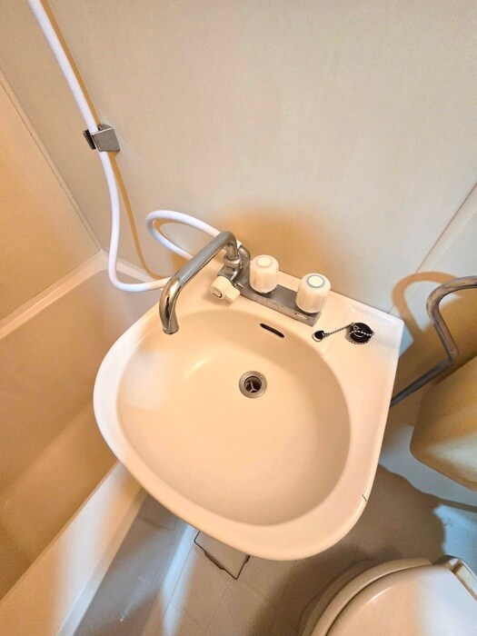 物件内観写真8　(洗面)