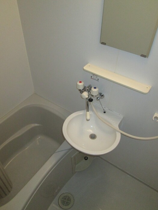 物件内観写真6　(バス／シャワールーム等)