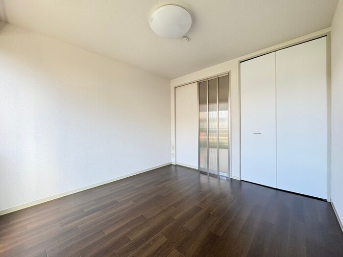 物件内観写真11　(居室)