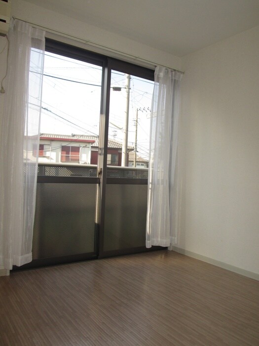 物件内観写真13　(居室)