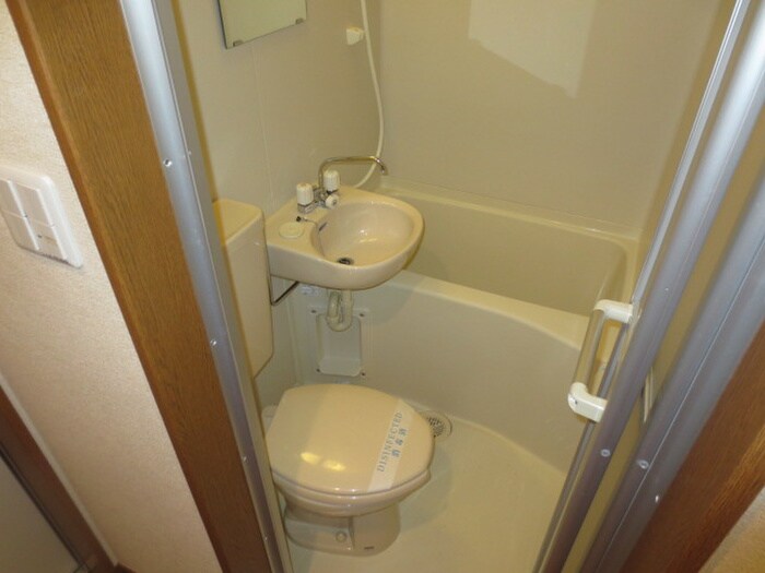 物件内観写真9　(バス／シャワールーム等)