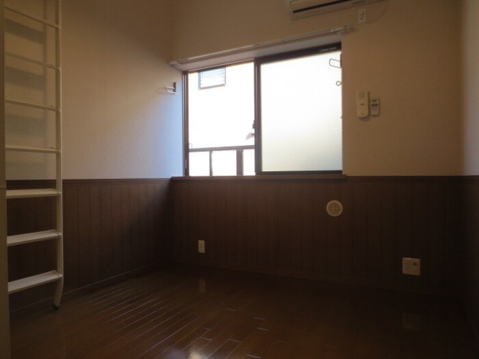 物件内観写真12　(居室)