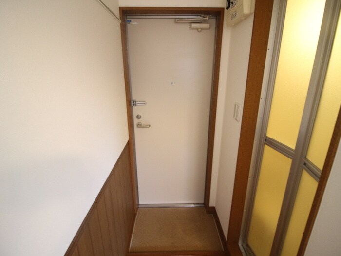 物件内観写真22　(玄関)