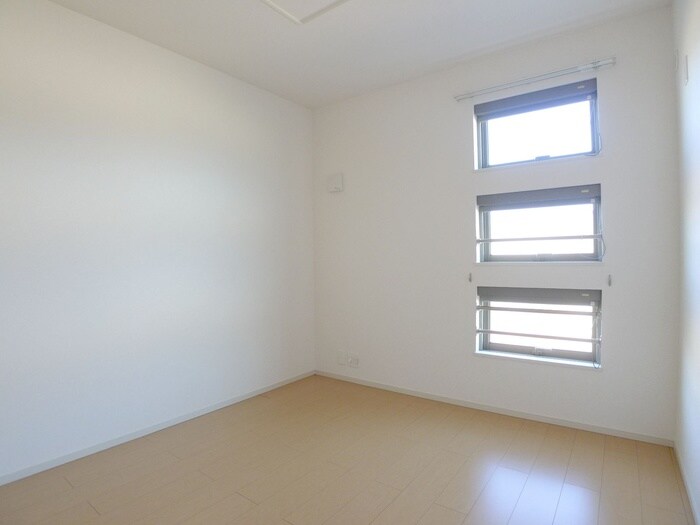 物件内観写真11　(居室)