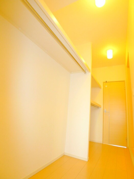 物件内観写真13　(収納)