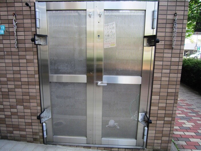 物件外観写真4　(建物設備)