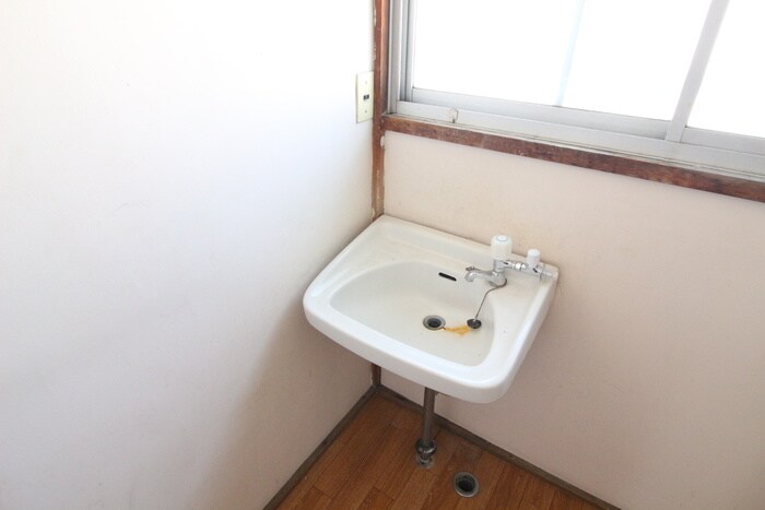 物件内観写真10　(洗面)
