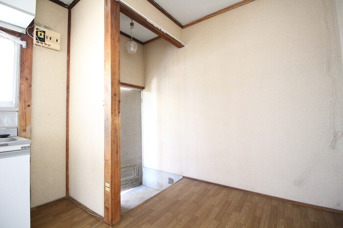 物件内観写真18　(廊下)