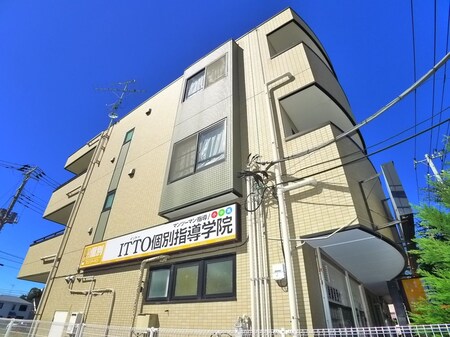 リヴィエールYoshi外観写真