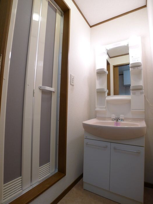 物件内観写真11　(洗面)