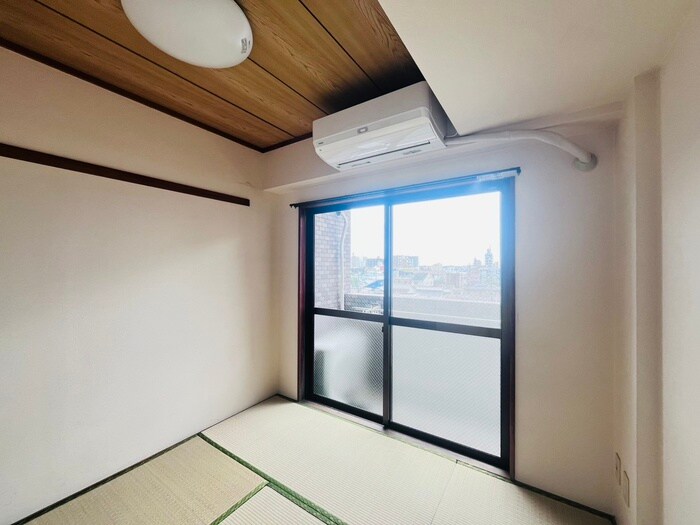 物件内観写真8　(居室)