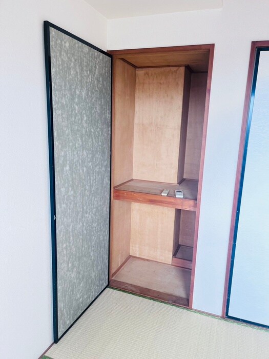 物件内観写真11　(収納)