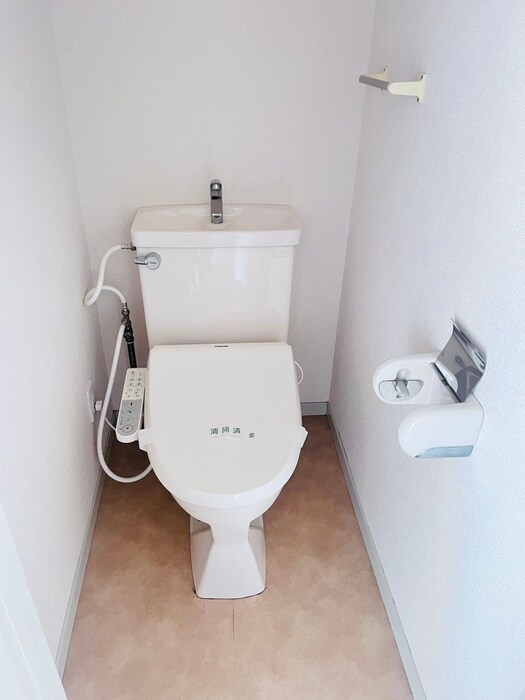 物件内観写真16　(トイレ)