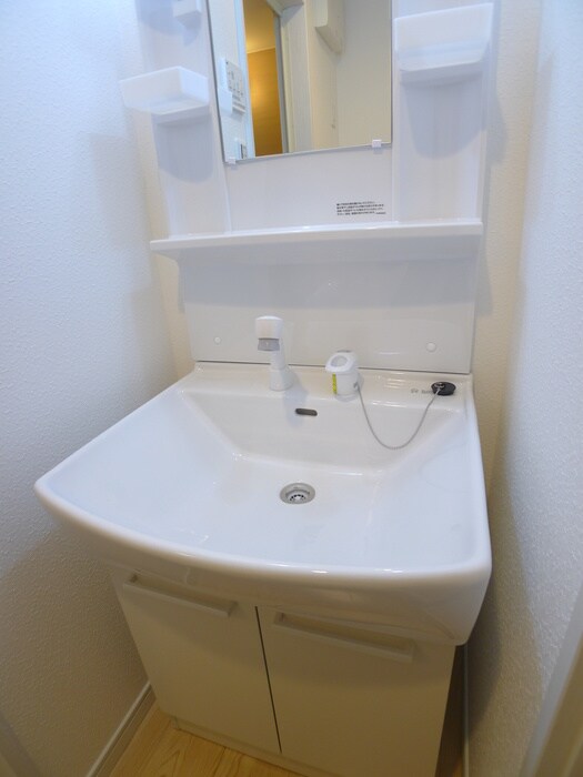 物件内観写真11　(洗面)