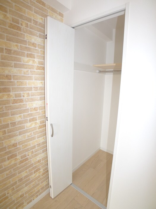 物件内観写真16　(収納)