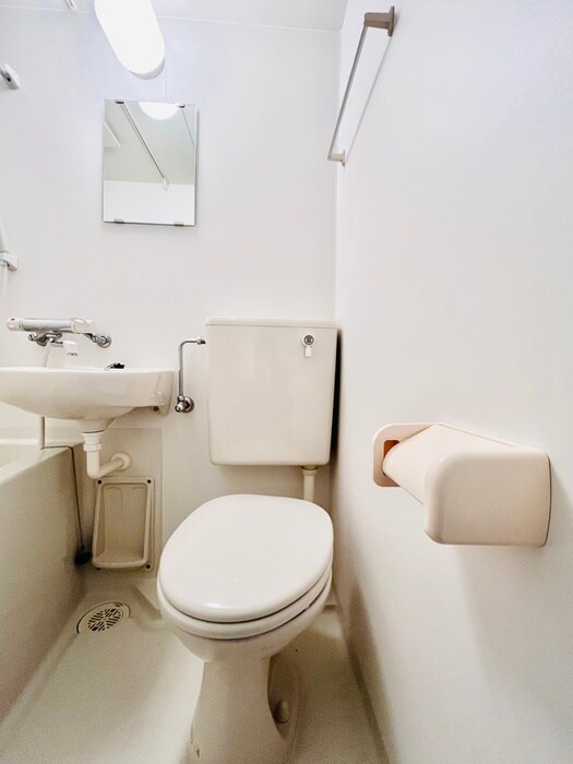 物件内観写真15　(トイレ)