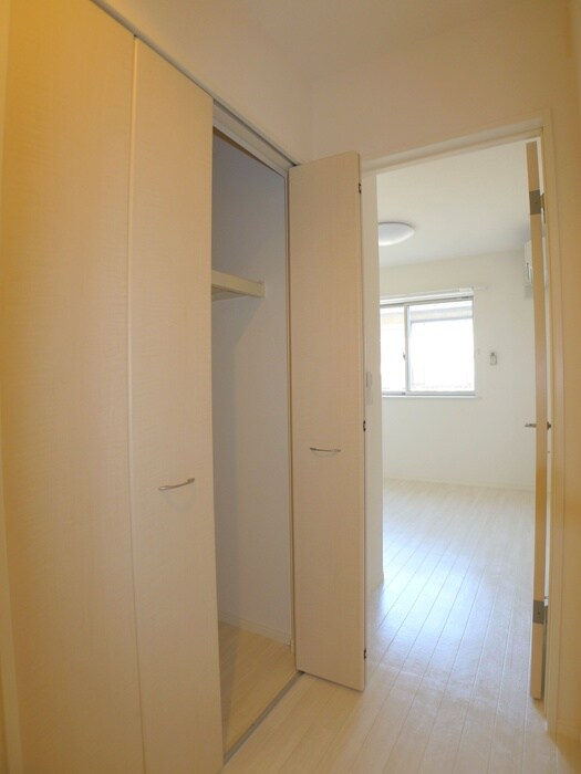 物件内観写真21　(収納)