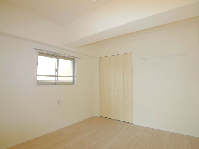 物件内観写真11　(室内からの展望)