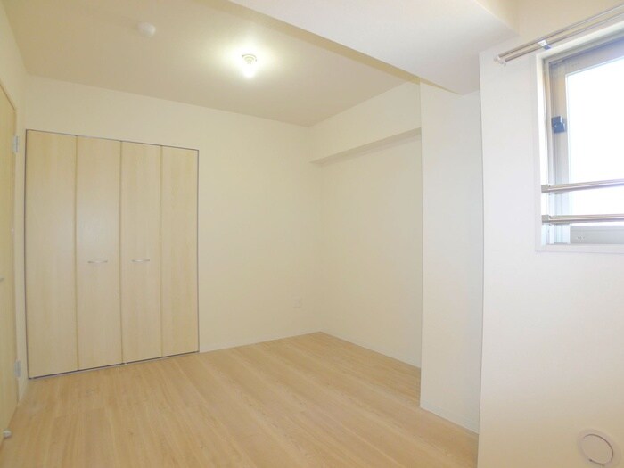 物件内観写真21　(居室)