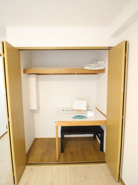 物件内観写真11　(収納)