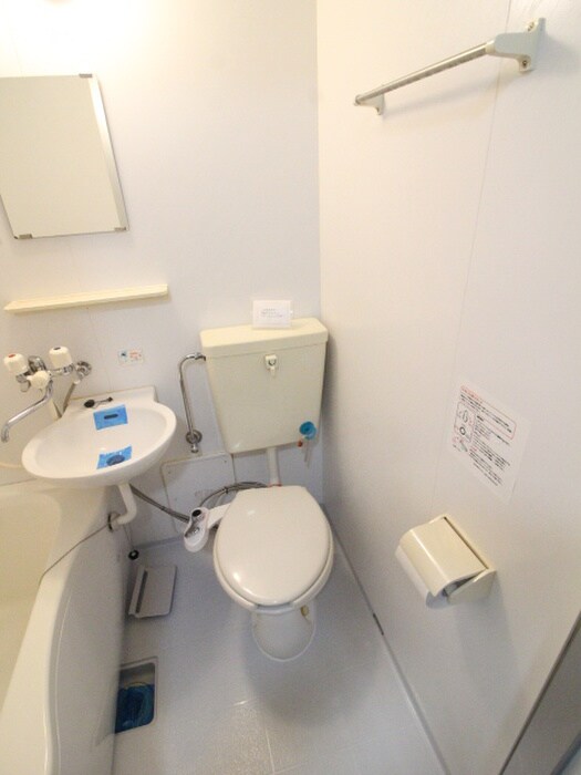 物件内観写真13　(トイレ)