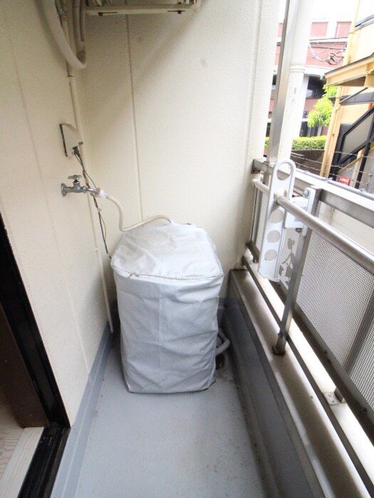 物件内観写真21　(洗濯機置場)