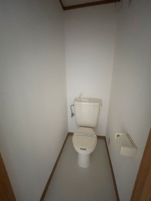 物件内観写真15　(トイレ)