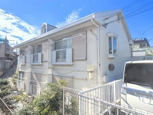 シャルム白楽外観写真