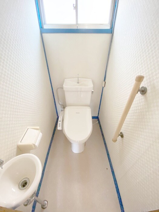 物件内観写真9　(トイレ)