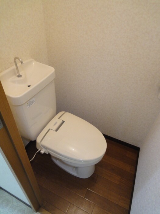 物件内観写真13　(トイレ)