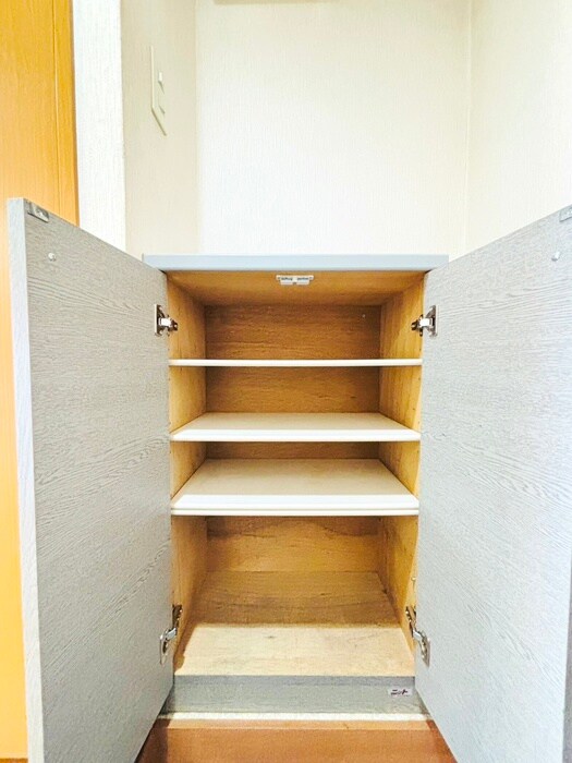 物件内観写真15　(靴箱)