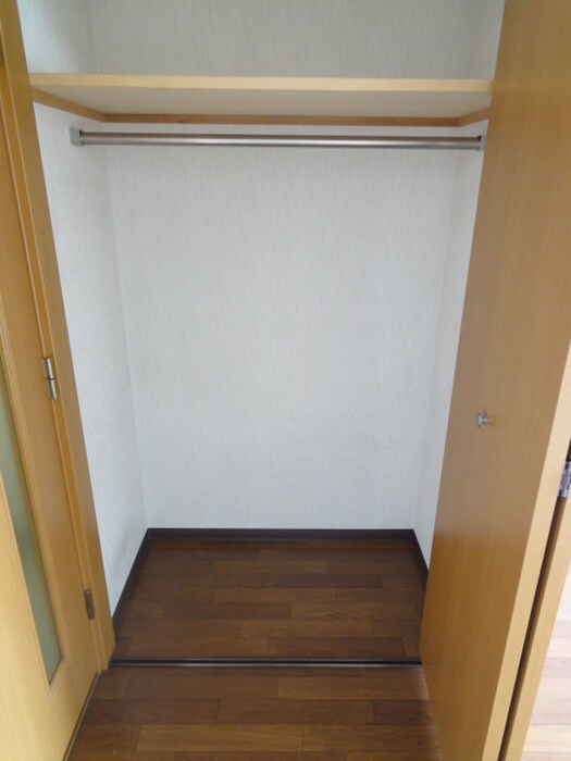 物件内観写真16　(収納)