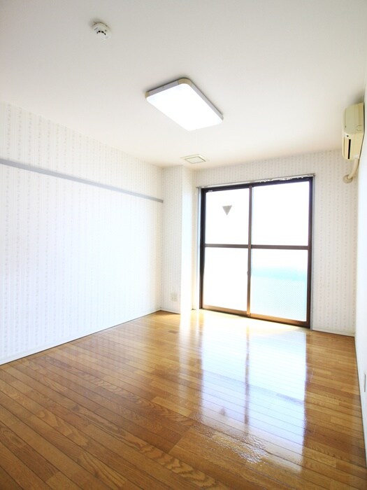 物件内観写真6　(居室)