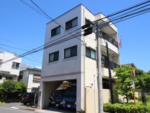 ホワイトレジデンスⅡ外観写真