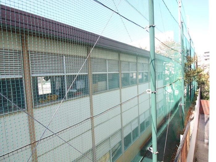 物件内観写真16　(室内からの展望)