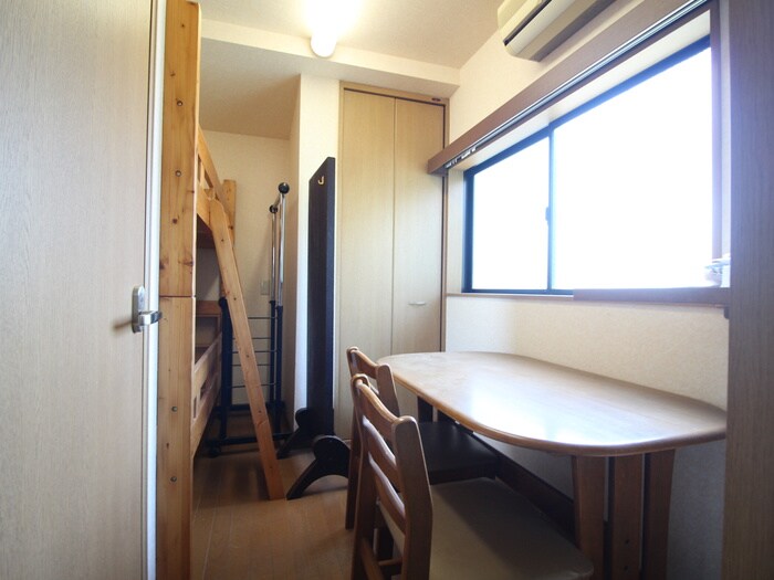 物件内観写真17　(居室)