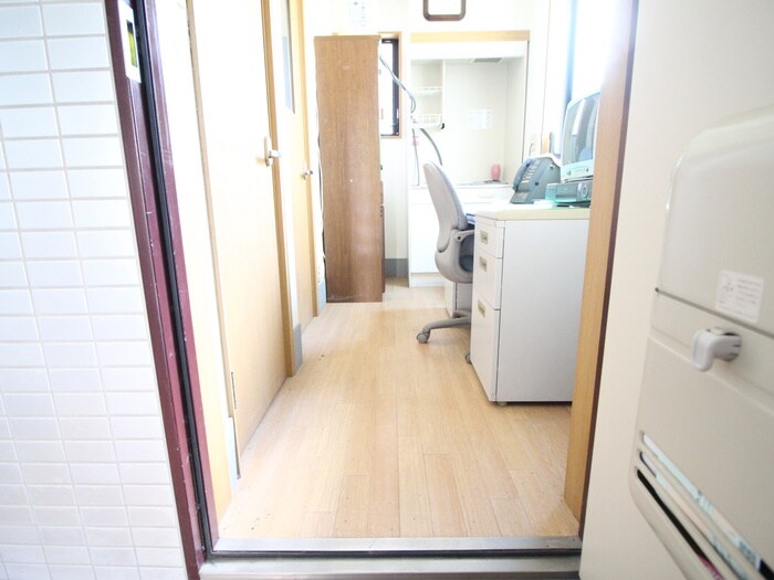 物件内観写真21　(玄関)